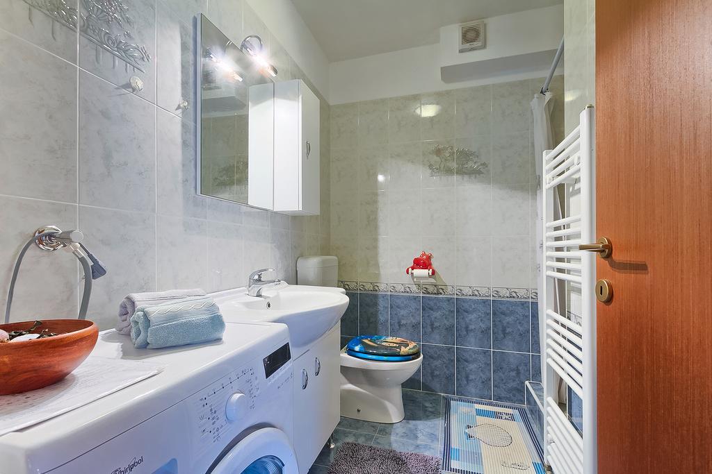Apartments Valoda Nedeščina Bagian luar foto